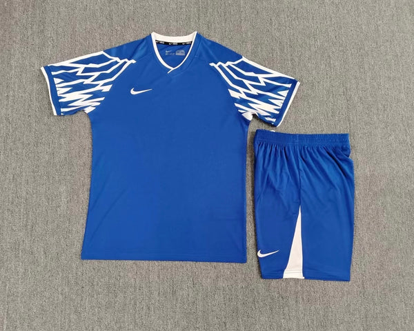 Ensemble match Nike bleu