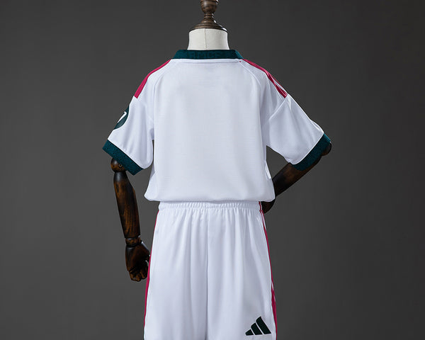 MAILLOT 26/27 REAL MADRID DOMICILE KIT ENFANT