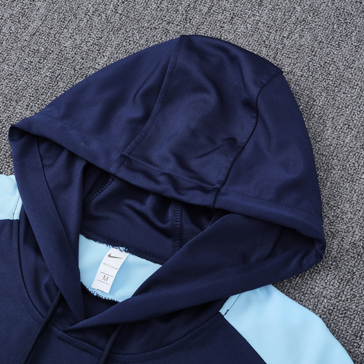 Survetement Equipe de France Sweat 2024 2025 Bleu