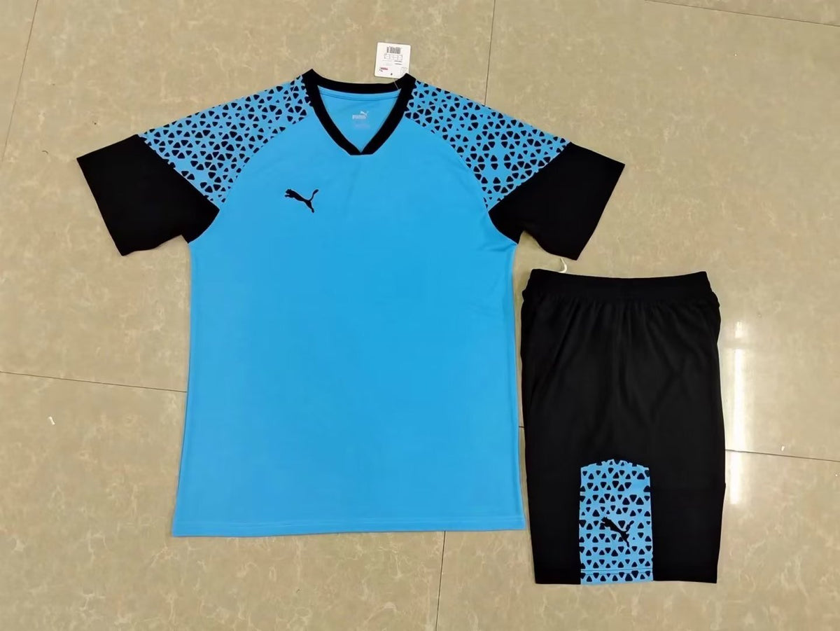 Ensemble match bleu clair PUMA