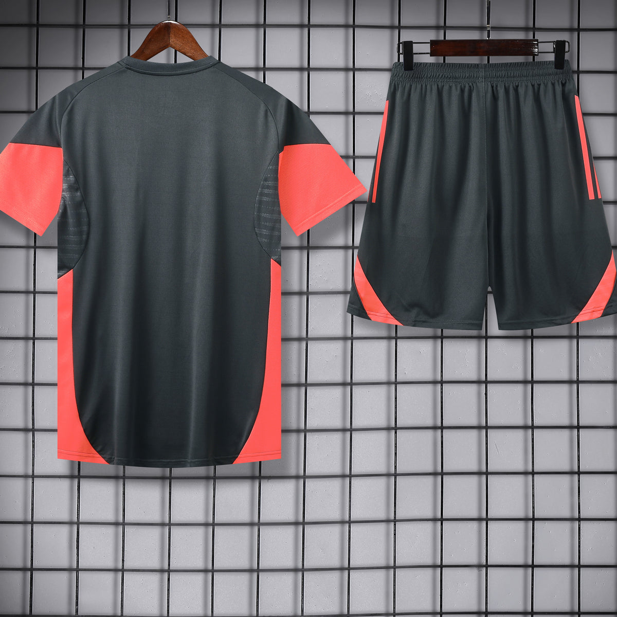 ENSEMBLE ADIDAS BAYERN MUNICH 22/23