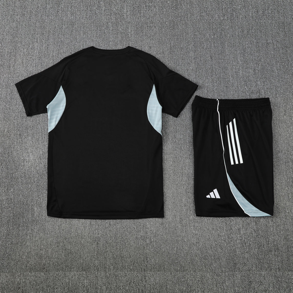 Ensemble Maillot Short Real Madrid 2025 2026 Noir Sombre