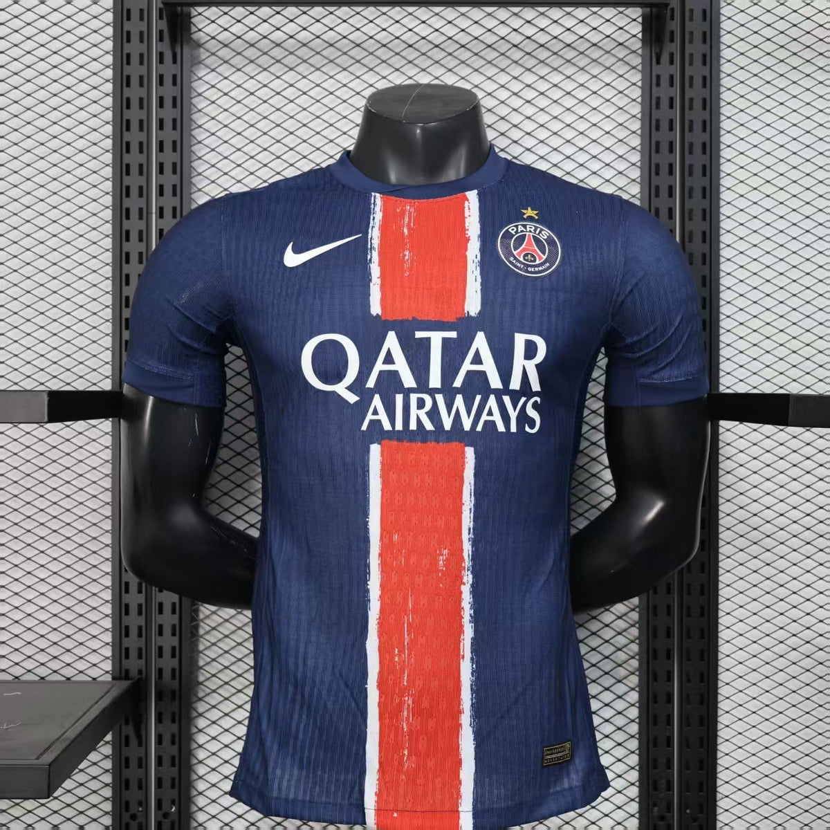 Maillot du PSG 2024 2025 avec une étoile