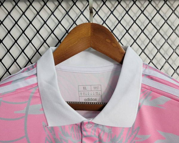 MAILLOT 25/26 REAL MADRID SPÉCIAL STYLE POLO ROSE