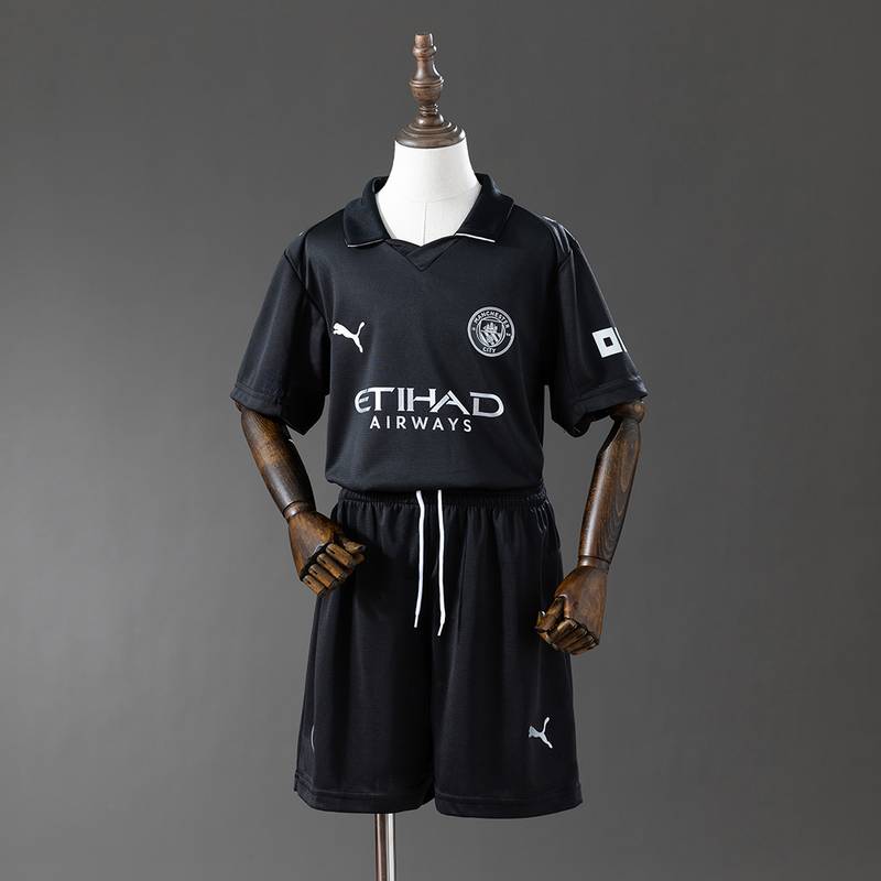 KIT ENFANT 25/26 MANCHESTER CITY