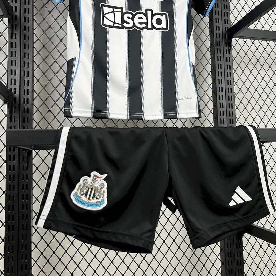 Kit Enfant Newcastle 2025 2026