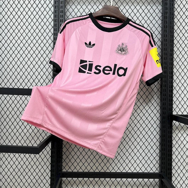 Newcastle maillot foot rose 2026 2027