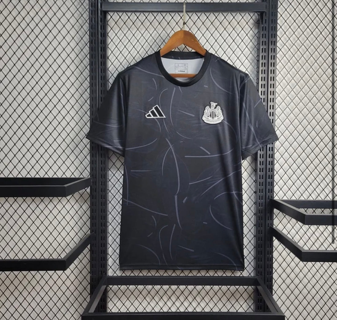 Newcastle 2024/25 spécial noir