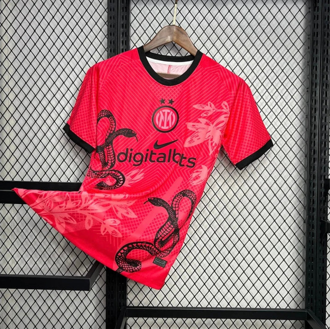 Inter Milan 2024/25 Concept Rouge