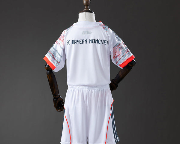 Kit enfant Bayern Munich maillot foot extérieur 2025 2026