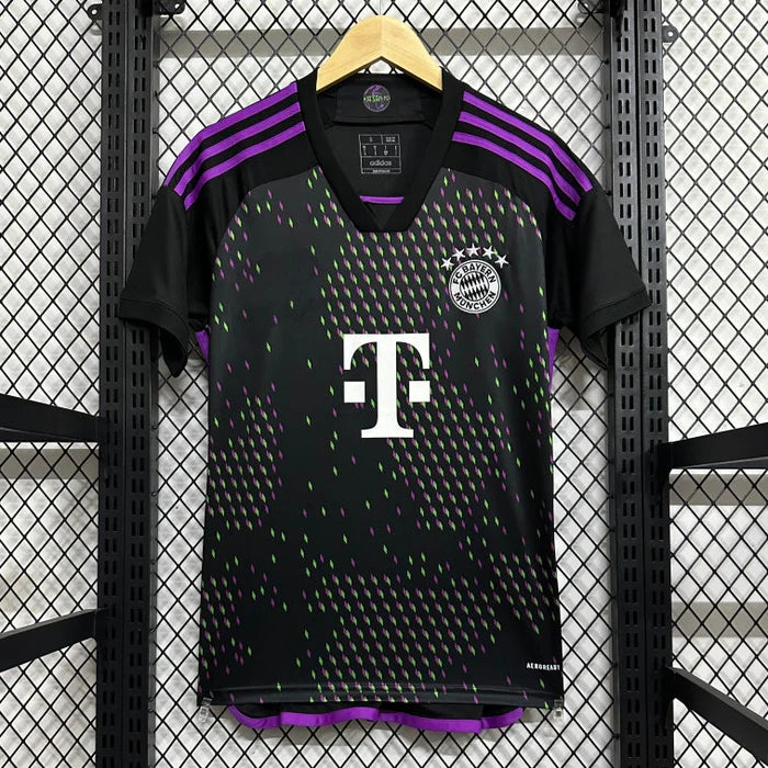 BAYERN MUNICH MAILLOT EXTÉRIEUR VERSION 2023 2024