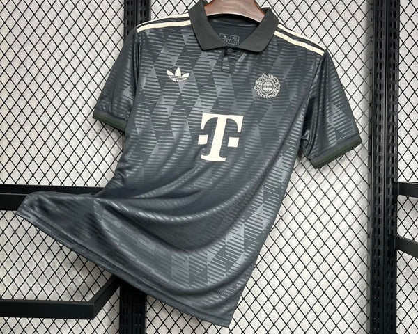 FC Bayern 2024/25 OKTOBERFEST