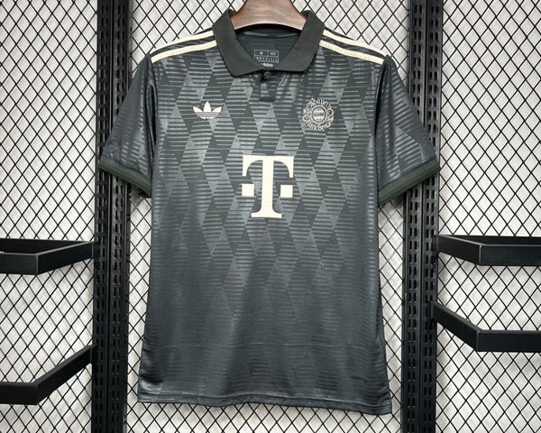 FC Bayern 2024/25 OKTOBERFEST