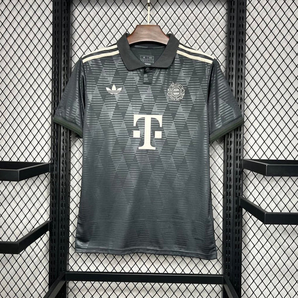 FC Bayern 2024/25 OKTOBERFEST