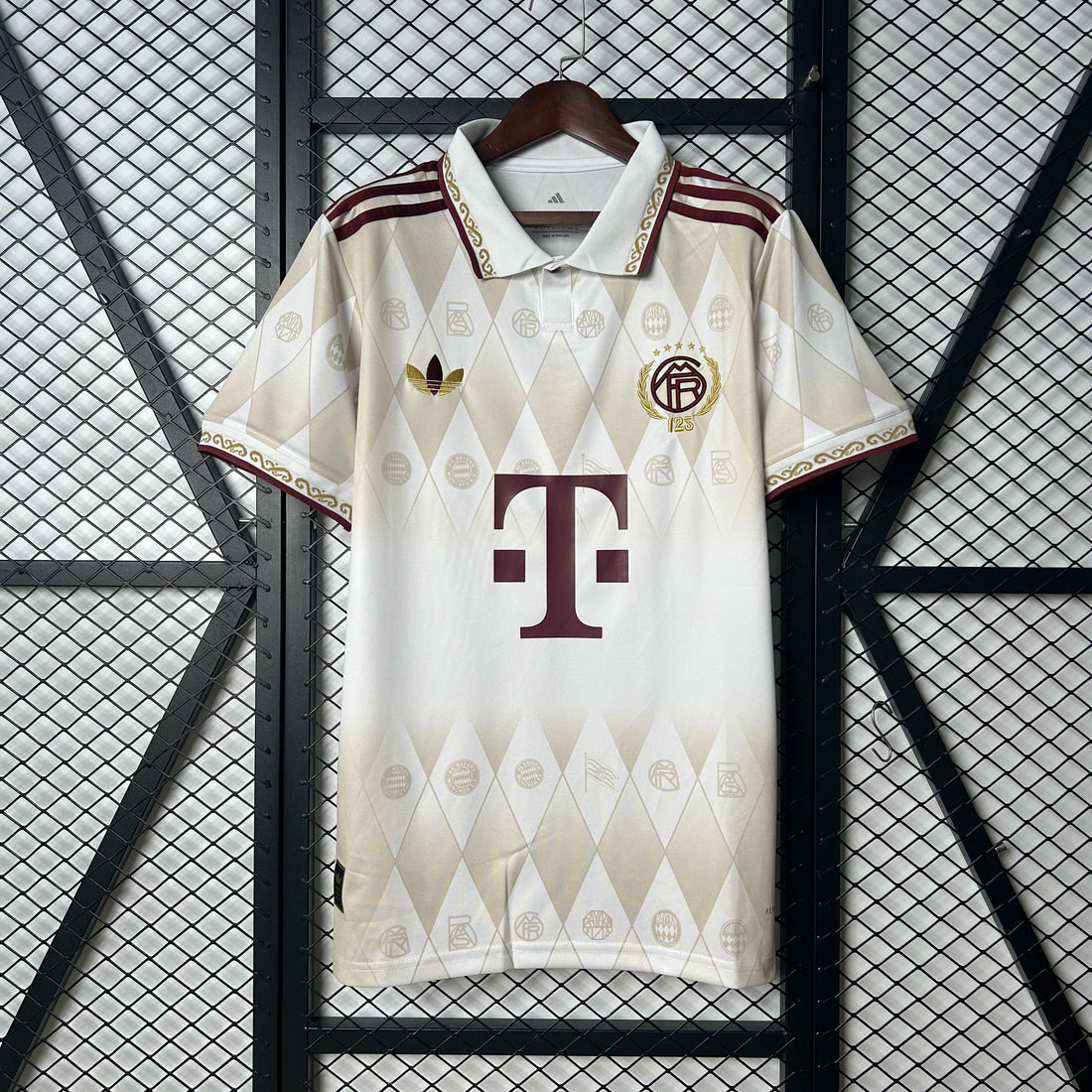 MAILLOT 25/26 BAYERN MUNICH SPÉCIAL