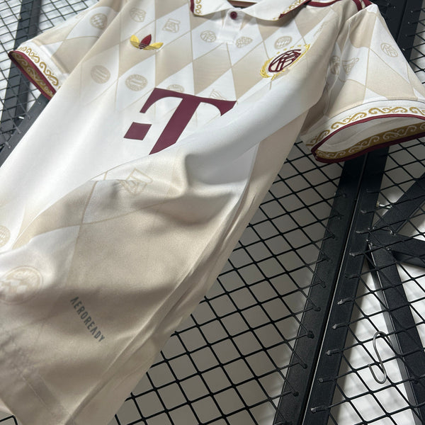 MAILLOT 25/26 BAYERN MUNICH SPÉCIAL