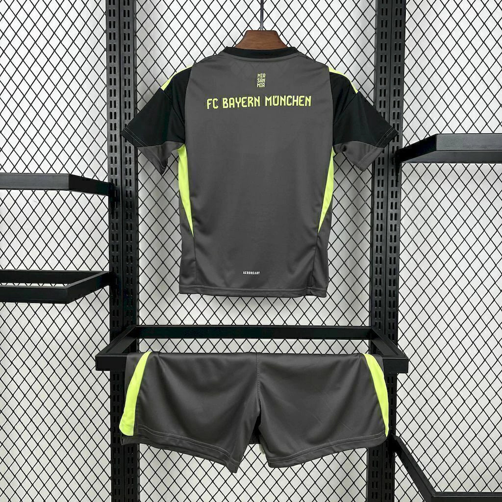 Kit Gardien Bayern Munich Black 25/26