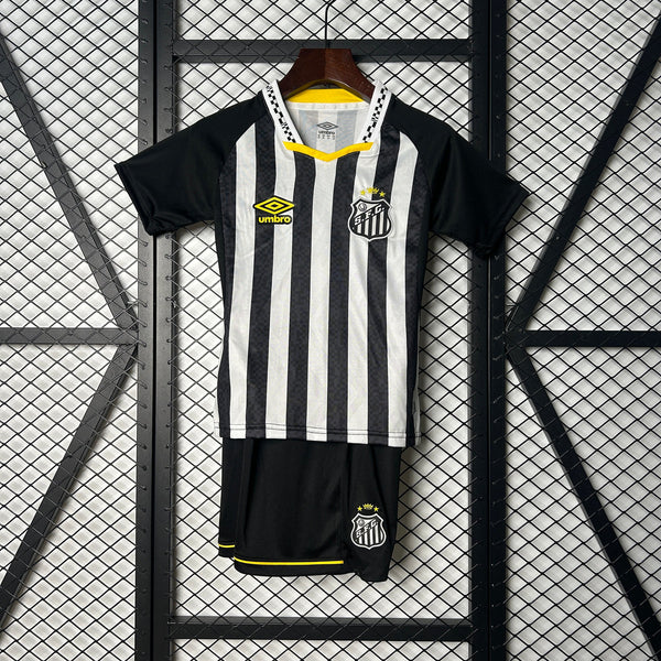 KIT ENFANT SANTOS EXTERIEUR 2025/2026