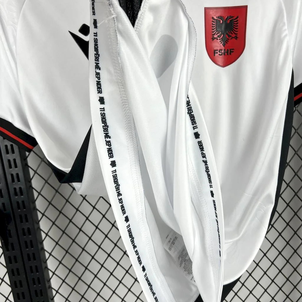 Albanie maillot Domicile foot 25 - 26