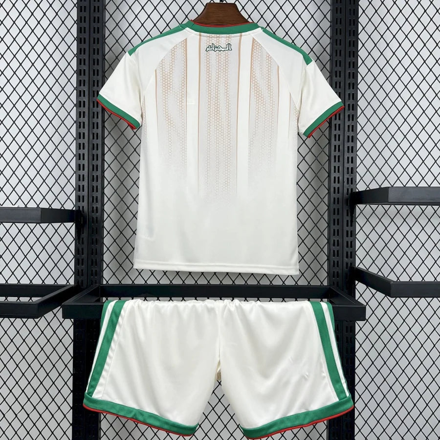 KIT ENFANT MAILLOT 25/26 ALGÉRIE DOMICILE