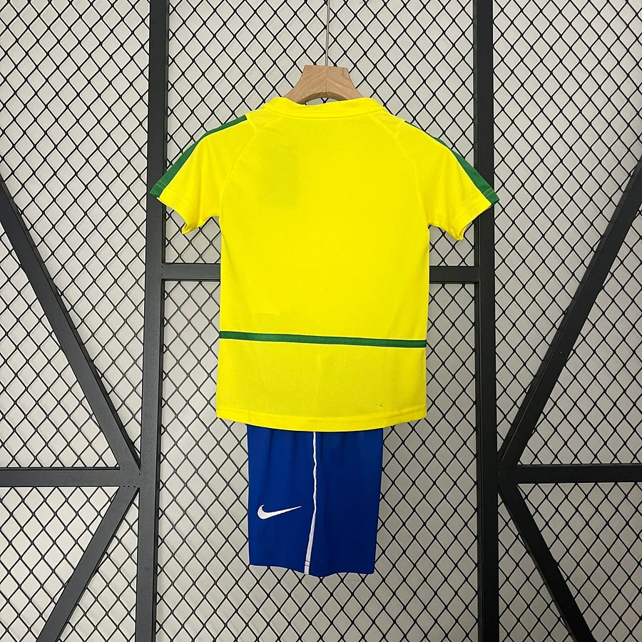 Kit Enfant Brésil 2002