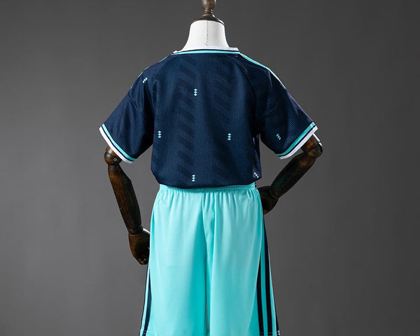 Kit Enfant Allemagne Extérieur Bleu 26/27 Coupe Du Monde